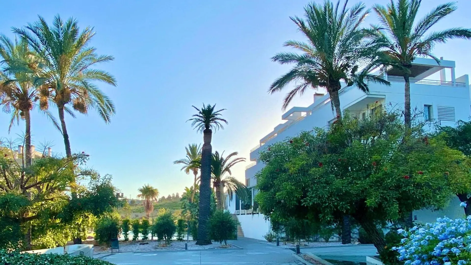 Vitania I Resort Penthouse With Jacuzzi La Cala De Mijas Spain